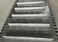 Helles Grey Stainless Steel Plate Link-Förderband mit Leitblech