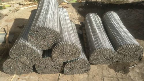 Latest company news about Maschendrahtgurt des Edelstahls 304 mit Kette