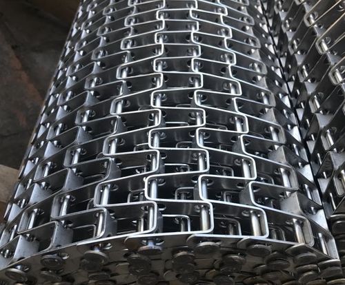 Latest company news about Flachdrahtförderermaschengurt nach Spanien 30meters