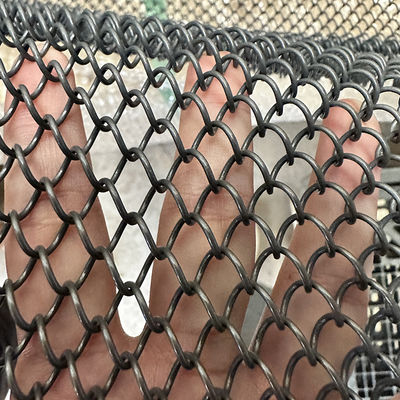 Ein guter Preis. Graphite black  Aluminium Chain Link Wire Mesh coil Curtain ceiling  for Hotel or restaurant interior  architectural decoration Online
