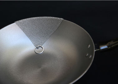 Ein guter Preis. Geschweißter Ring-Nahrungsmittelgrad 316 Chainmail-Roheisen-Reiniger Online