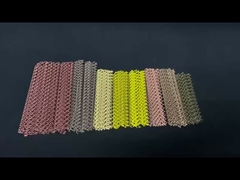 Farbenfrohe Dekorationsdraperien