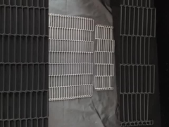 Wärmebeständigkeit Flexible Stangen 304 Edelstahl Leiter Mesh Förderband für Pizzaofen