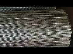 Lebensmittelqualität Hitzebeständig Edelstahl Metall Wire Mesh Chain Förderband mit Baffle