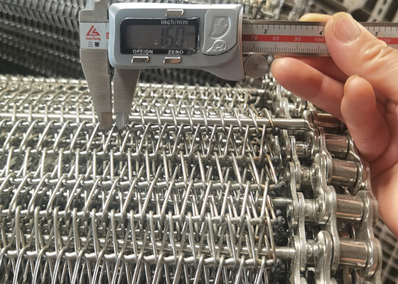 Ein guter Preis. Gewundene hitzebeständige 304 Draht-Mesh Conveyor Belt For Oven-Backwarenindustrien Online
