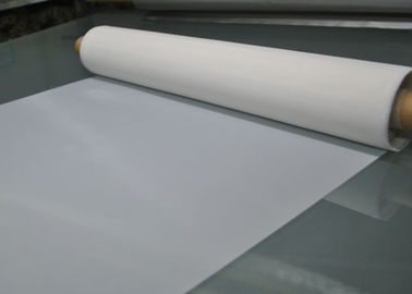 Ein guter Preis. 132 Zoll weißes 140T - Siebdruck-Masche des Polyester-31 für Textildrucken Online