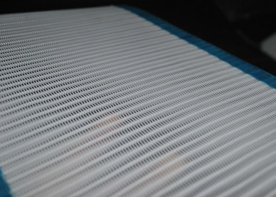 Kleiner Polyester-Maschen-Gurt-Spiralen-Draht der Schleifen-3252 für Papierproduktion
