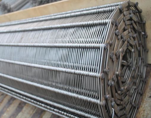 Augen-Verbindungs-Draht-Ring-Gurt SS strammer gewundener mit Kette, Kettenrad gefahren