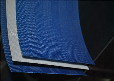 Ein guter Preis. Verschleißfestigkeits-Polyester-Maschen-Gurt 100% für Papiermassen-Reinigung Online