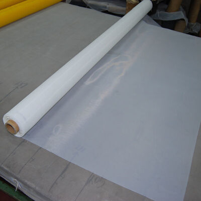 Polyester-Drucknetz mit einem breiten Maschenbereich von 20 bis 500 Maschen, das eine präzise Steuerung von Filtration und Druck ermöglicht
