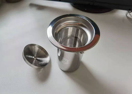 Ein guter Preis. 5cm wiederverwendbares Sus304 FDA Metalltee-Sieb mit Deckel Online