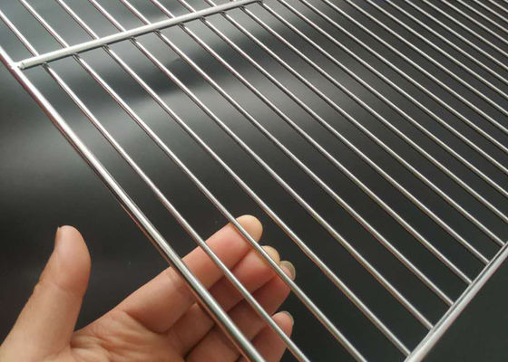 Wiederverwendbare kundengebundene Länge Größen-Grill SGS-Draht-Mesh Baking Trays 60cm