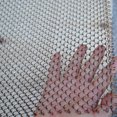 Ein guter Preis. 4*4mm Loch-dekoratives Draht-Mesh Aluminum Round Bronze Architectural-Metall Mesh Curtains Online